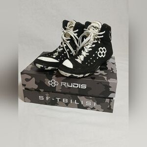 Rudis Wrestling Shoes Size Mens 7.5, Womens 9